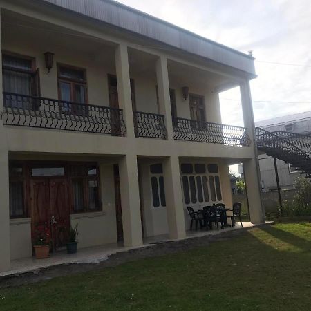 Luka Family Guest House 바투미 외부 사진