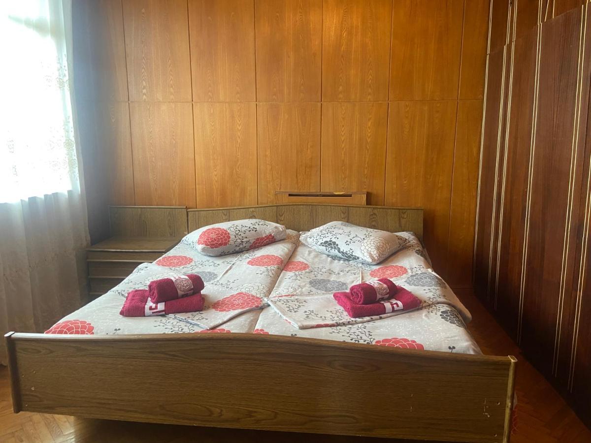 Luka Family Guest House 바투미 외부 사진