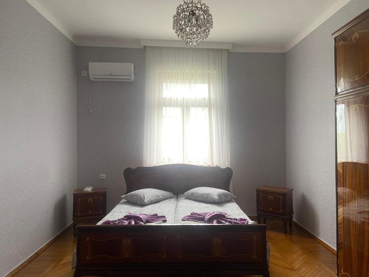 Luka Family Guest House 바투미 외부 사진